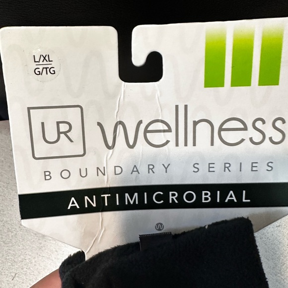 UR Wellness Boundary Series Antimicrobial Fleece Gloves, L/XL, Touch Screen - Picture 2 of 4